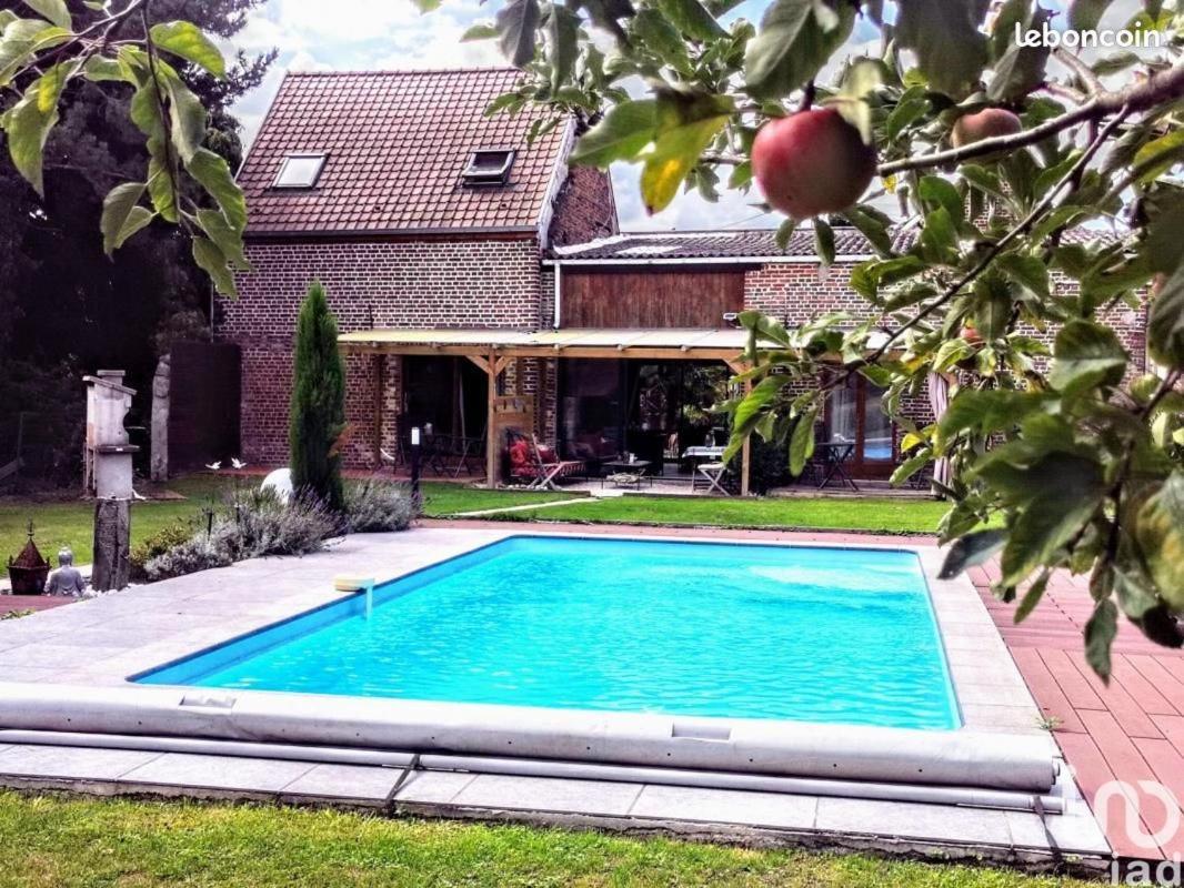 D Hotes ,hotel ,secret D'une Nuit A Pres De Onnaing,avec Piscine