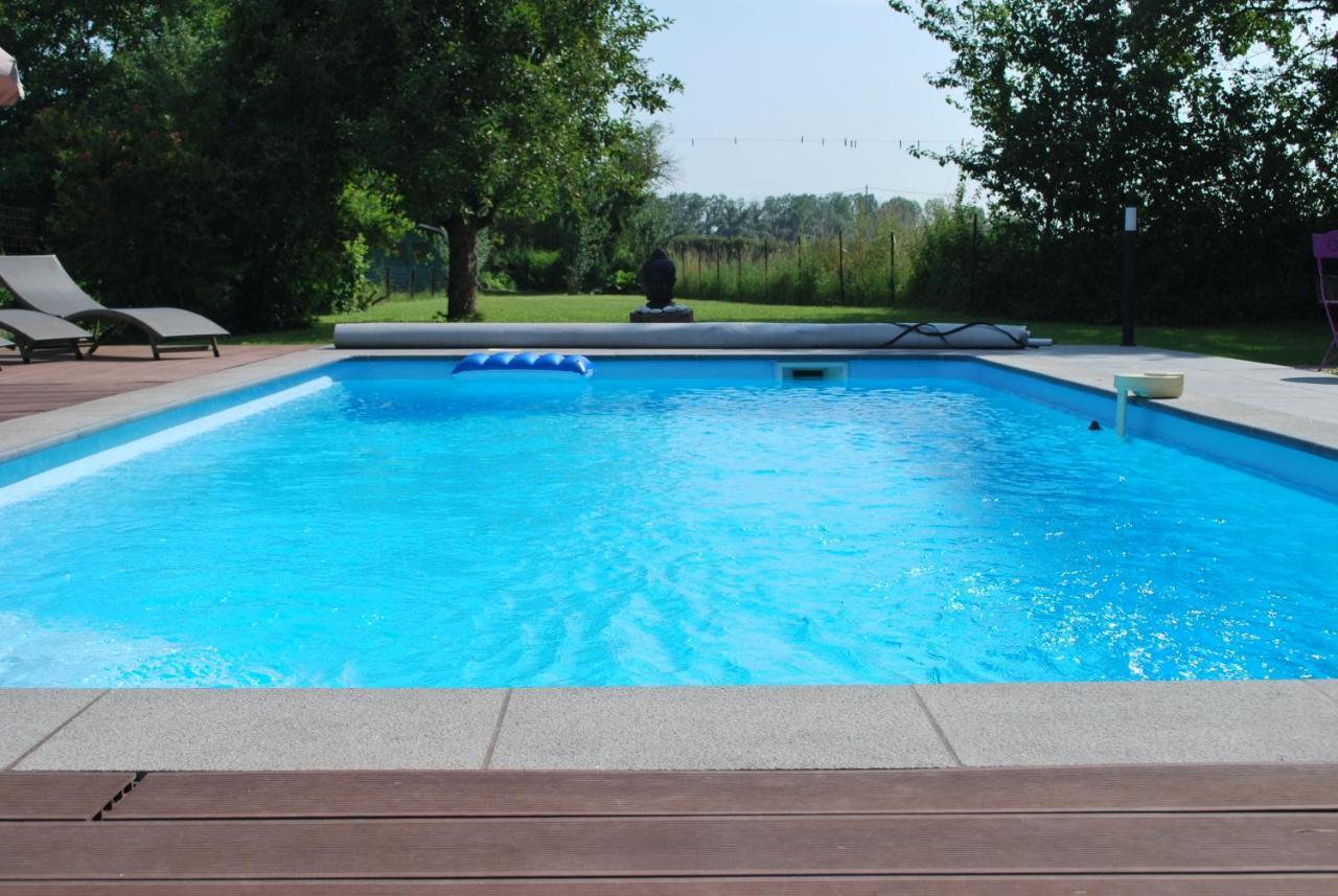 D Hotes ,hotel ,secret D'une Nuit A Pres De Onnaing,avec Piscine Alojamento de Acomodação e Pequeno-almoço 3*