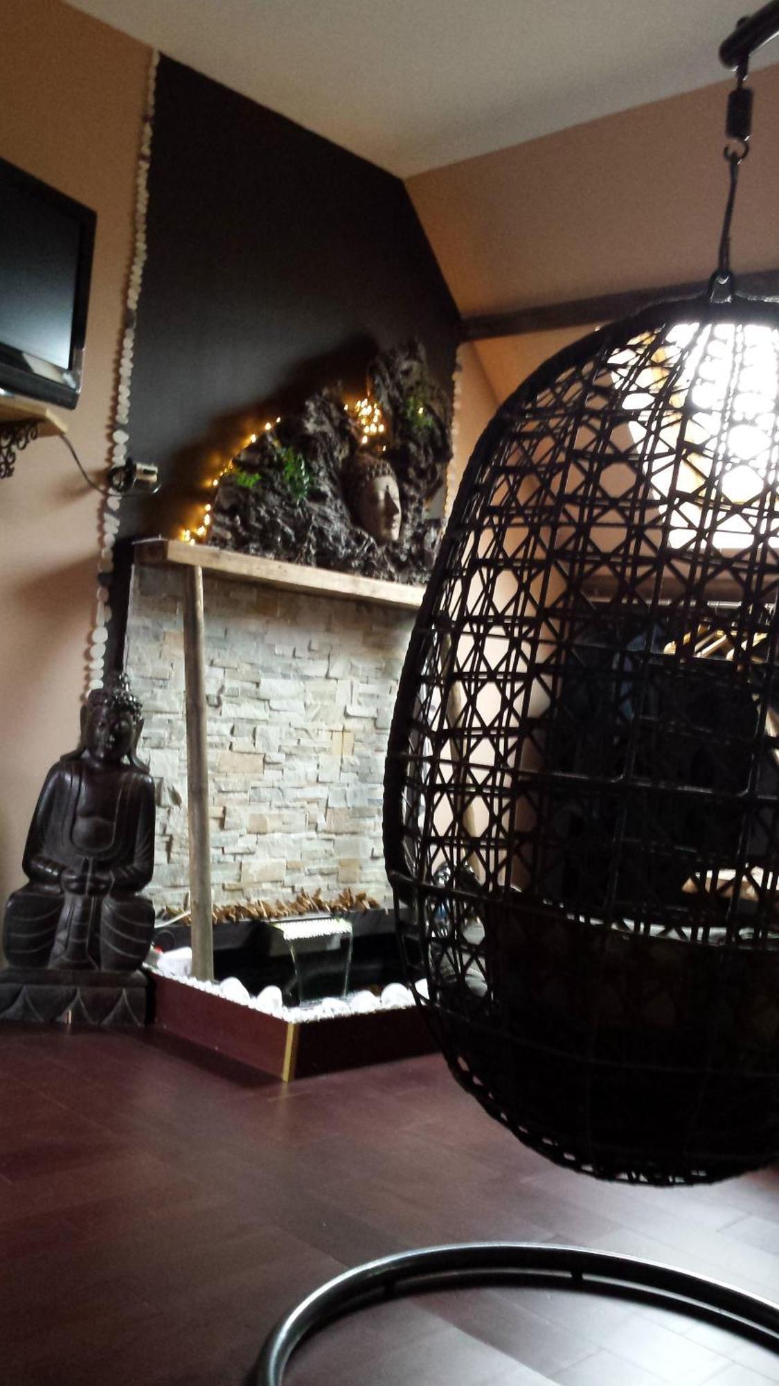 D Hotes ,hotel ,secret D'une Nuit A Vicq Pres De Onnaing,avec Piscine 3* Vicq (Nord)