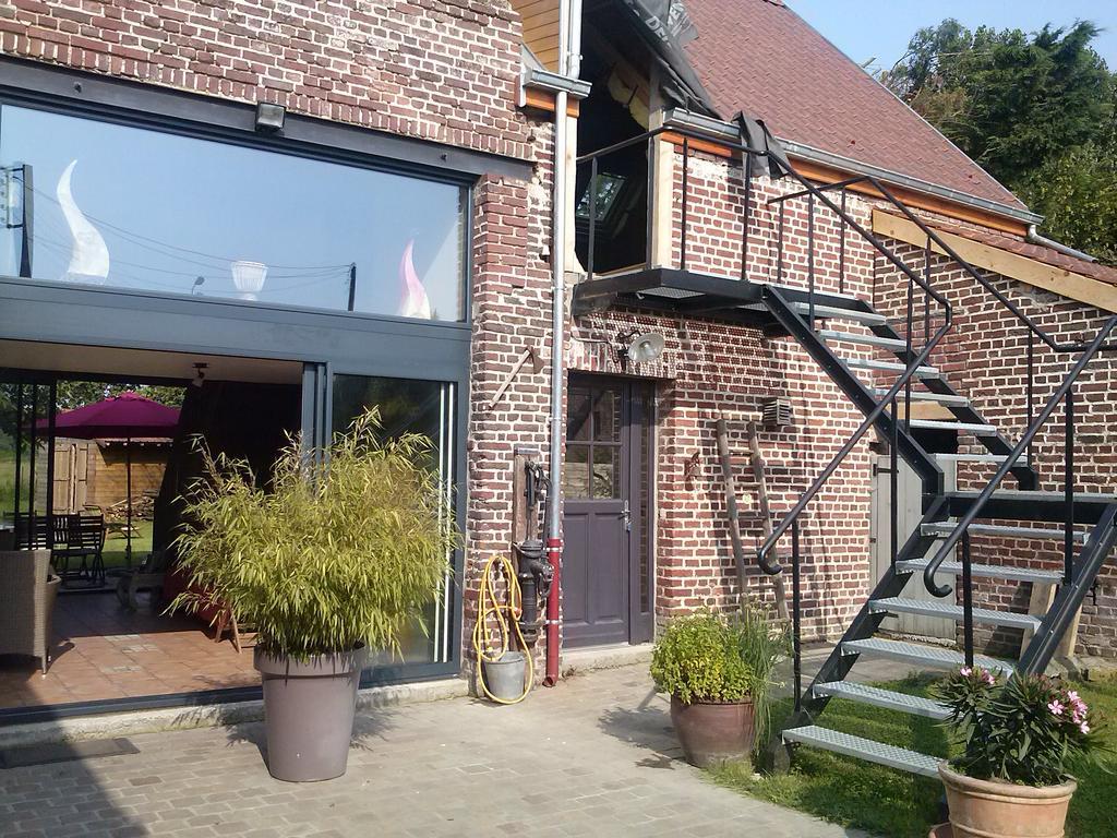 Bed & Breakfast D Hotes ,hotel ,secret D'une Nuit A Vicq Pres De Onnaing,avec Piscine Vicq (Nord)
